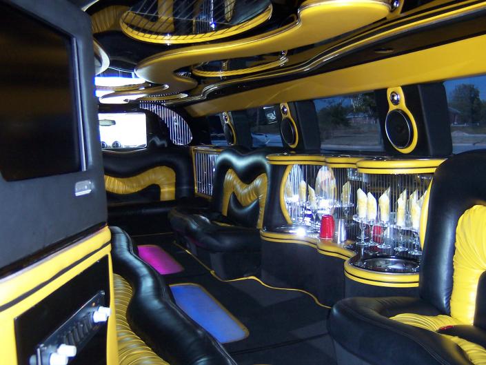 Nothing takes a party to the next level like a hummer limo! Travel safely as you party the night away. 